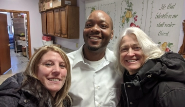 Hennig Helps to make the season brighter for those in need
